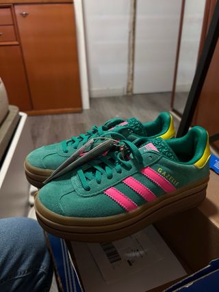 Adidas Gazelle Verde/Rosa Talla 36.5 Nuevas