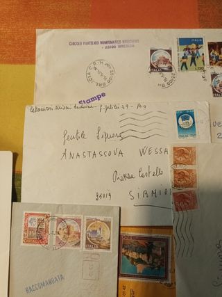 Francobolli Repubblica Italiana su buste
