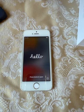 iPhone SE 16GB Silver