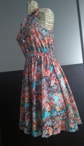 Abito corto floreale