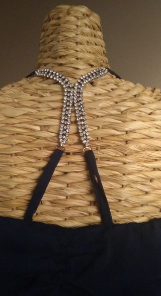 Abito blu con paillettes