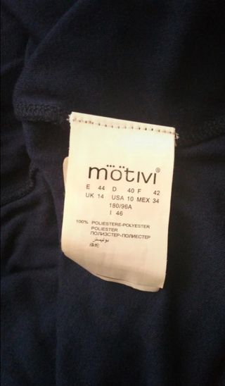 Abito blu con paillettes