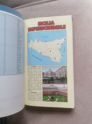 Dos libros Sicilia Guía turismo historia