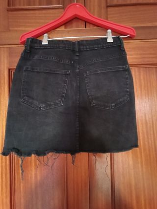 Falda vaquera Bershka talla 38
