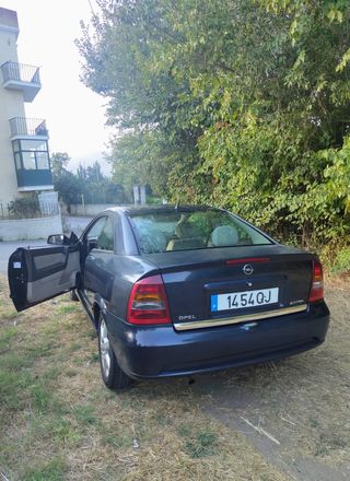 Opel Astra 2000