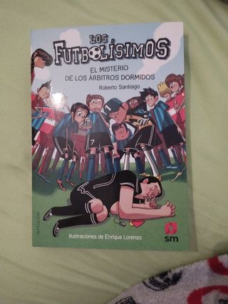 Los Futbolísimos 1: El misterio de los árbitros...
