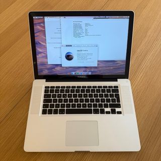 MacBook Pro 15” Color Plata. 2013