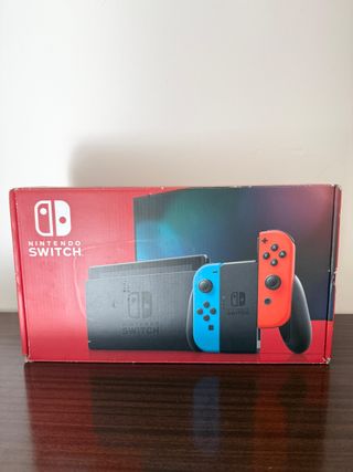 Nintendo Switch Rossa/Blu Completa