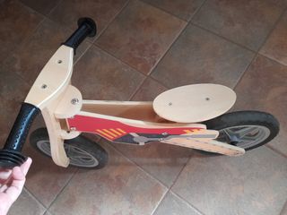Bici de madera para niños