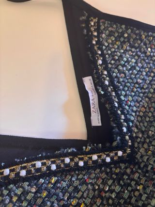 Blusa de tirantes con detalles brillantes fiesta