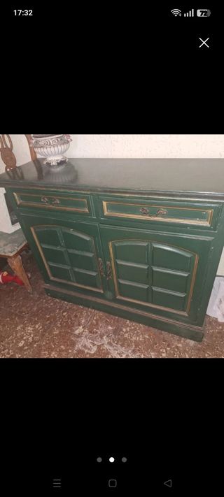 Aparador verde y dorado madera