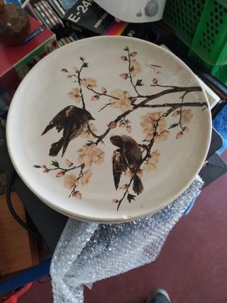 2 Platos Cerámica Decorados Pájaros Flores