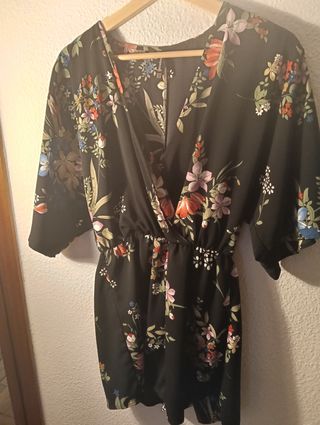 Mono floral Stradivarius Talla M