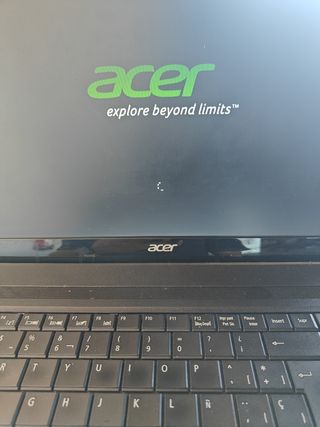 Acer Travelmate 15.6 Celeron 1000M