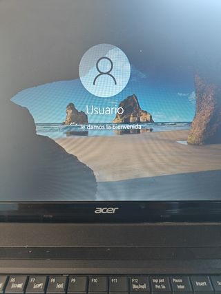 Acer Travelmate 15.6 Celeron 1000M