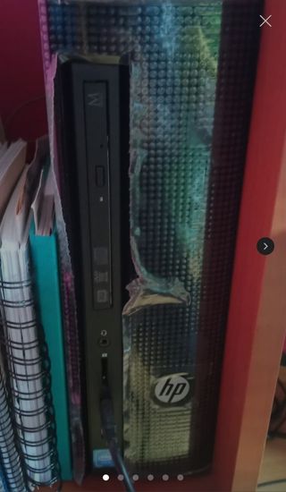 Ordenador HP con monitor, ratón y teclado