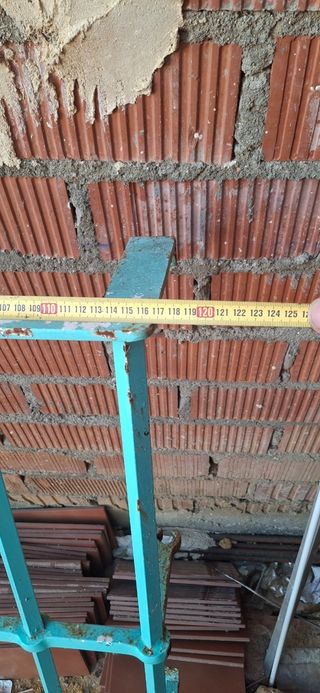 Reja de ventana metálica