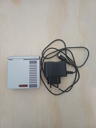 Nintendo Game Boy Advance SP Gris
