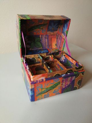 Cofanetto portagioie decorato