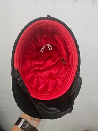 Casco de equitación negro