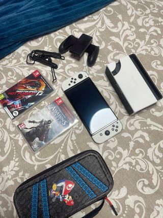 Nintendo Switch OLED Blanca + Juegos