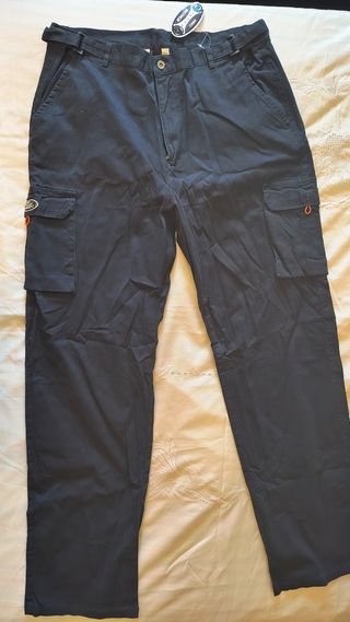 Pantalón Cargo Negro Talla 46/48