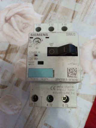 Interruttore Siemens Sirius 3RV1011-1FA10