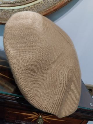 Boina de lana beige , mujer , firma Massimo Dutti 