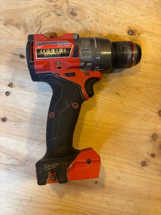 Taladro Milwaukee M18 FPD 3