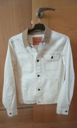 Cazadora Levi's beige