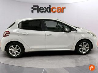 Peugeot 208 5P STYLE 1.2L PureTech 82