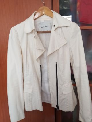Chaqueta Zara Blanca