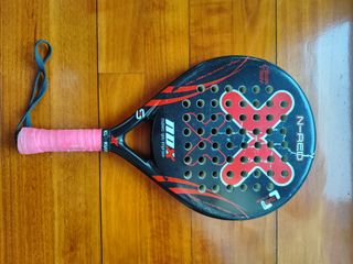 Pala Padel Nox N-RED Fiber Tech . Negociable !!
