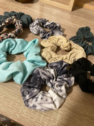 Lote de coleteros y mochila pequeña