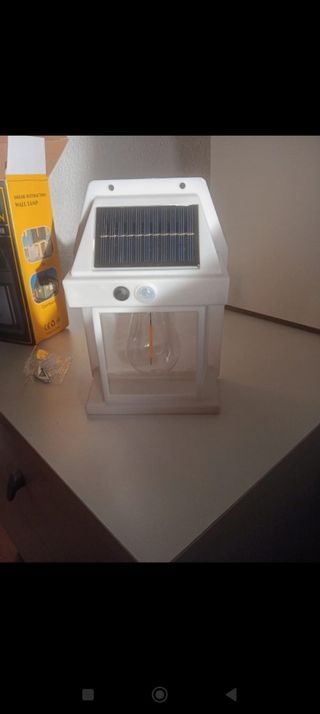 Lámpara Solar Exterior con Sensor Movimiento