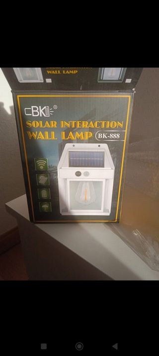 Lámpara Solar Exterior con Sensor Movimiento