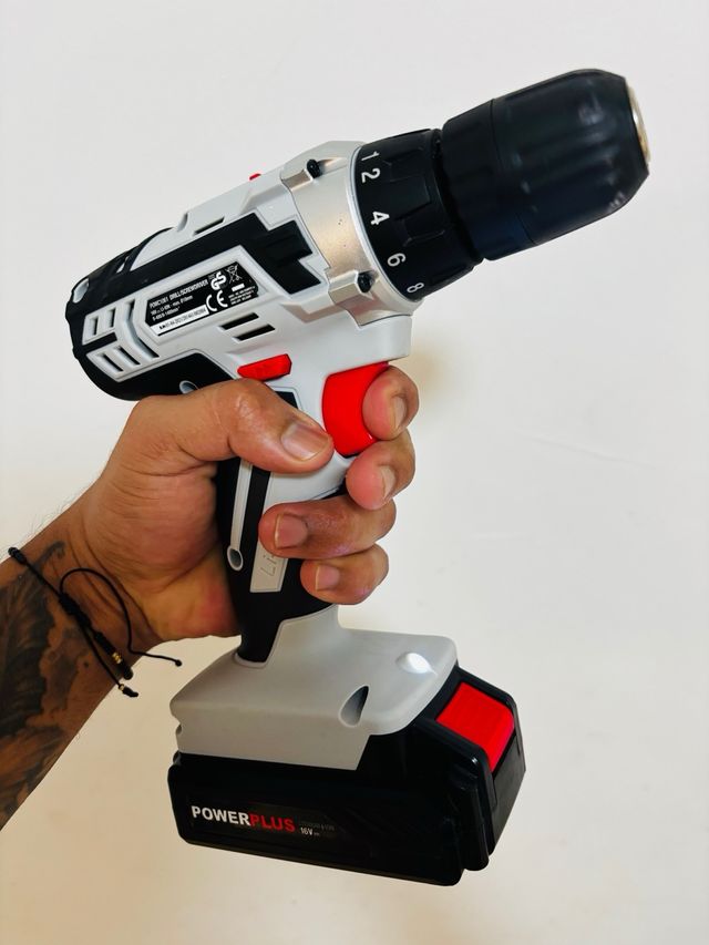 Cacciavite elettrico agli ioni di litio Powerplus 16V