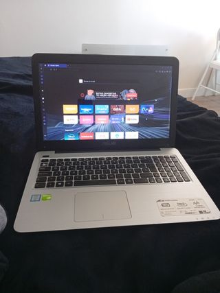 Portátil Asus X556U Plata