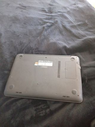 Portátil Asus X556U Plata