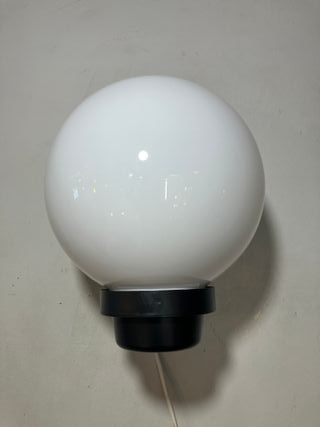 Lampada parete globo bianco IP43