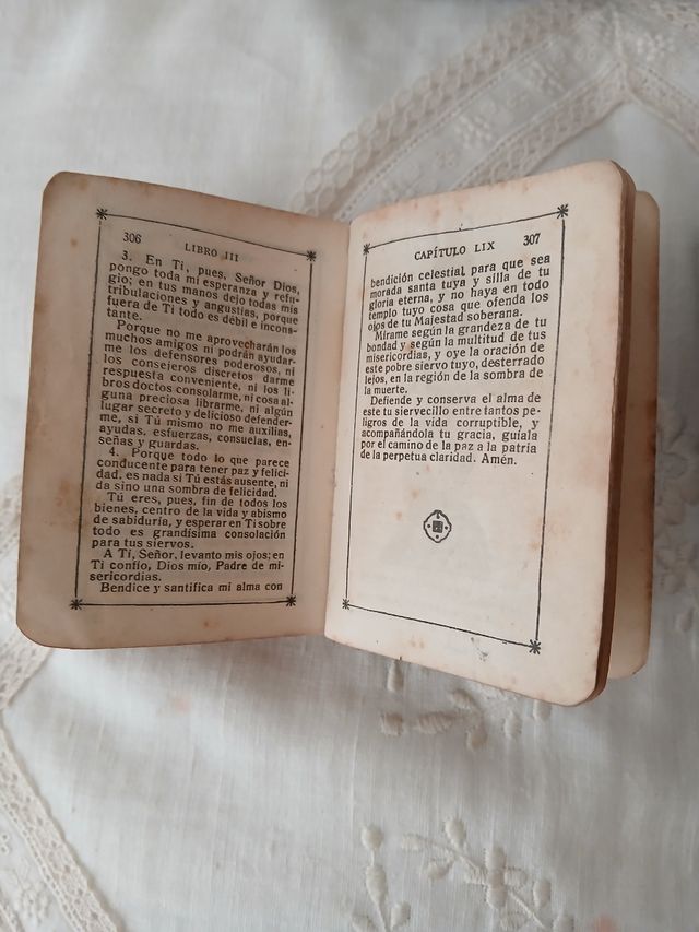 Libro antico Comunione con argento