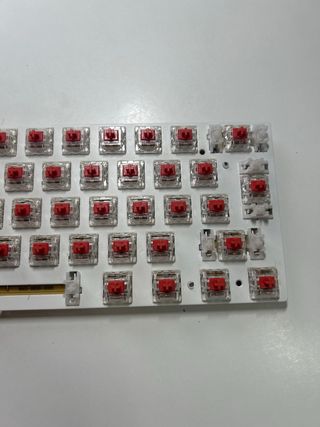 PCB Teclado Mecánico Switches Rojos.