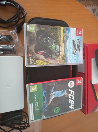 Nintendo Switch OLED Blanca + Juegos