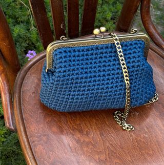 Borsetta fatta a mano blu e oro