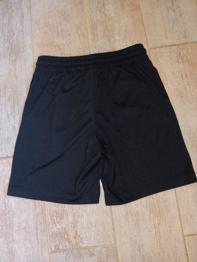 Pantalón corto Nike negro