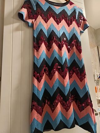 Vestido Zara Zigzag Lentejuelas y punto. 