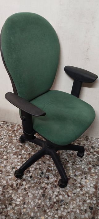 Silla de oficina giratoria verde