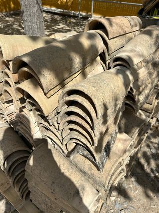 Tejas árabes curvas de barro
