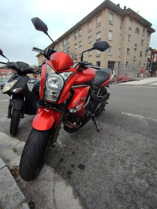 Kawasaki Er6-N ABS (650cc)