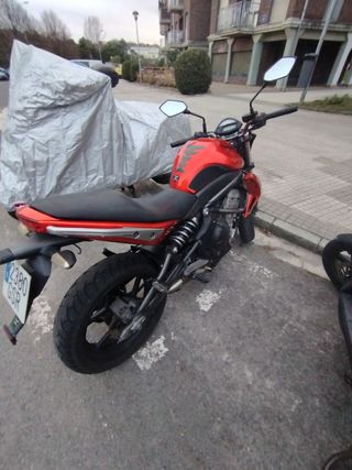 Kawasaki Er6-N ABS (650cc)